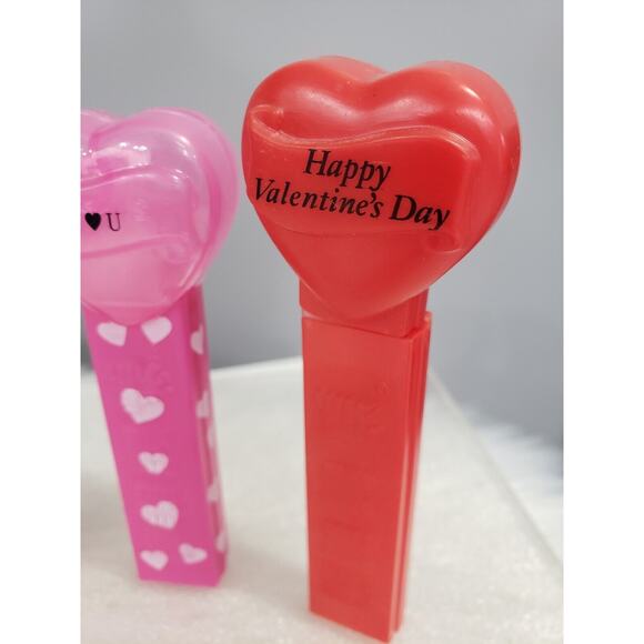 Lot 3 Vintage PEZ‎ Dispensers No Feet Hearts Happy Valentines Day Hungary - Picture 2 of 5